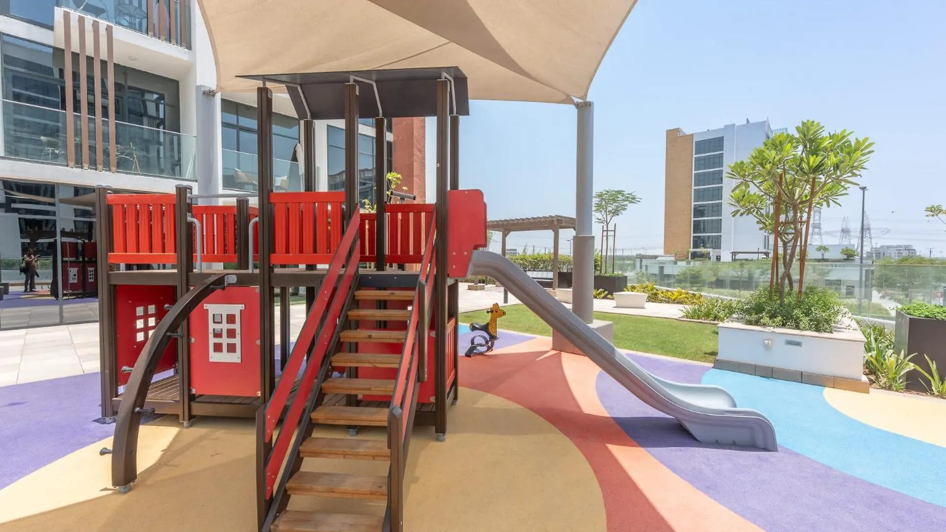 Cozy Studio In Azizi Riviera Sleeps 3 With Pool Dubai United Arab Emirates