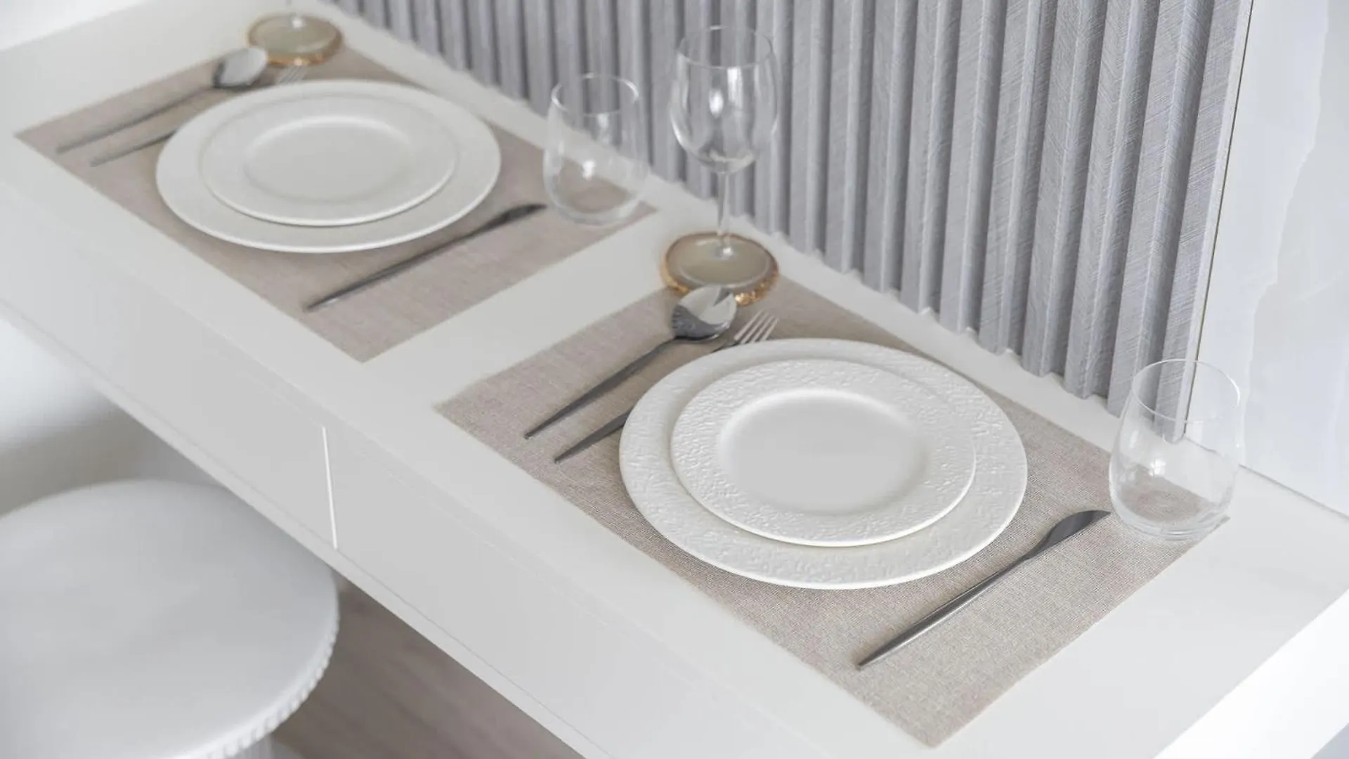 Apartment Cozy Studio In Azizi Riviera Sleeps 3 With Pool Dubai United Arab Emirates